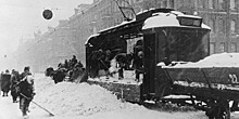 «Люди радовались, плакали от счастья, целовали друг друга»: как в блокадном Ленинграде запустили первый трамвай?
