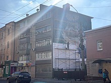 Мурал врачам на Радищева в Курске закрыли утеплителем