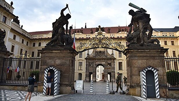 Йиржи Овчачек: Чехия предпочитает диалог, а не конфронтацию