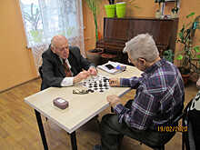 Нижегородцы организовали турнир по шашкам для пенсионеров