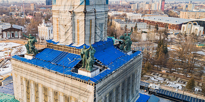 Скульптуры работы Мотовилова открыли после реставрации