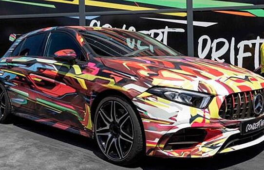 Разноцветный концепт Mercedes-AMG 45 выставили на Нюрбургринге