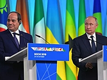 Путин в шутку пообещал президенту Египта часть зарплаты