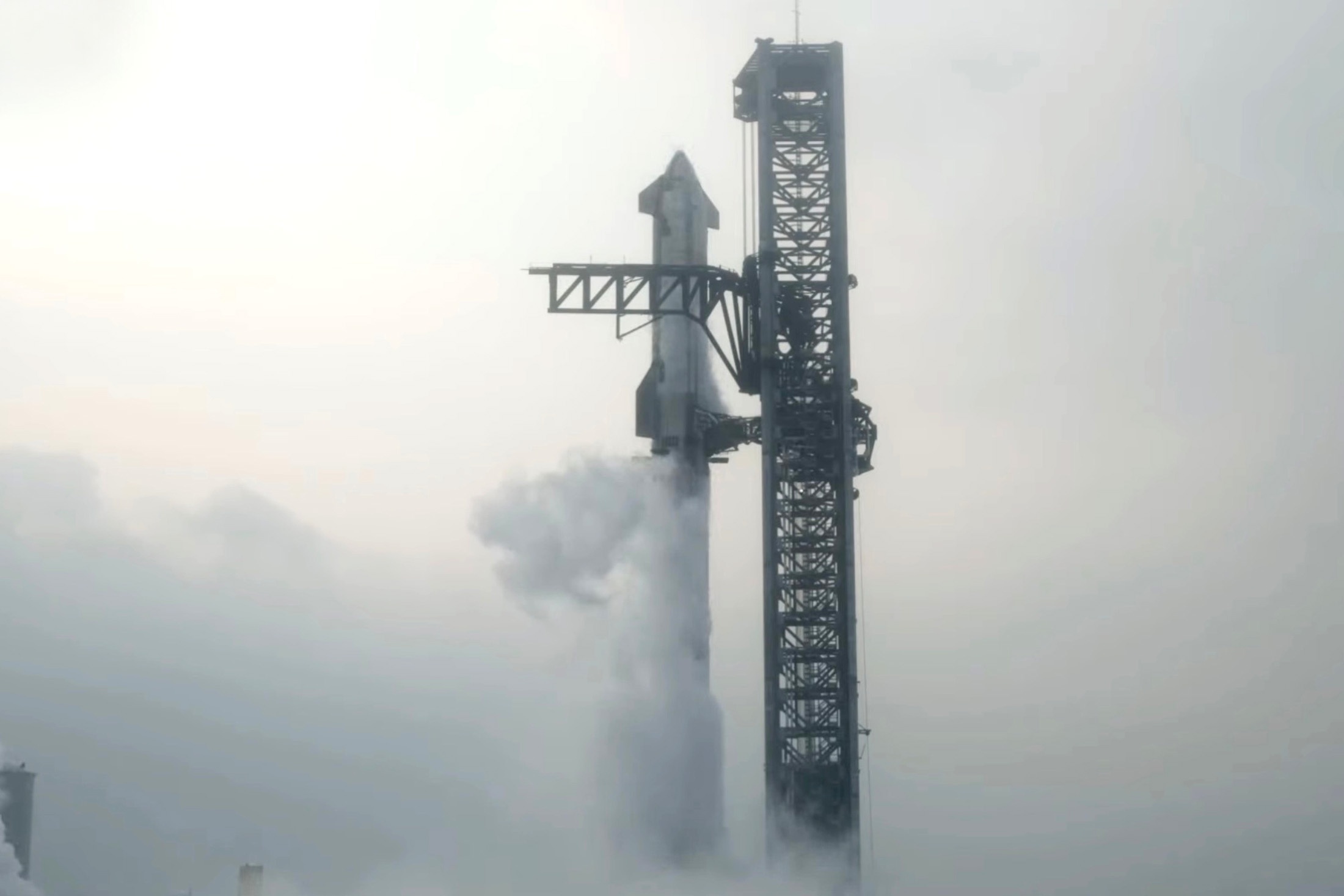 SpaceX раскрыла некоторые детали разработки лунного посадочного модуля Starship