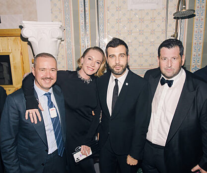 Иван Ургант, Елена Летучая и другие на дне рождения фонда «Друзья»