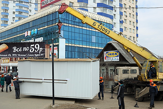 В Брянске начался очередной снос киосков