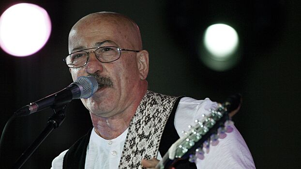 Розенбаум объяснил, почему артисты не любят журналистов