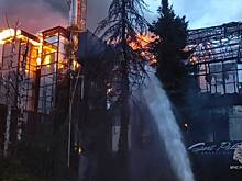 Пожар в спорткомплексе в Петербурге локализовали