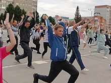 В Бердске впервые провели утреннюю зарядку для руководителей города