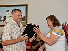 Работников торговли наградили в администрации района