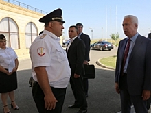 Васильев пообщался с полицейскими, несущими службу на дорогах