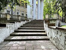 Реставрация главного дома усадьбы «Узкое» стартовала в Москве