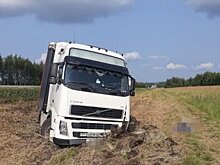 Водитель легковушки без прав протаранил иномарку в Башкирии