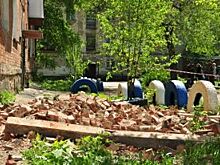 Омичи боятся обрушения ещё одного дома в областном центре