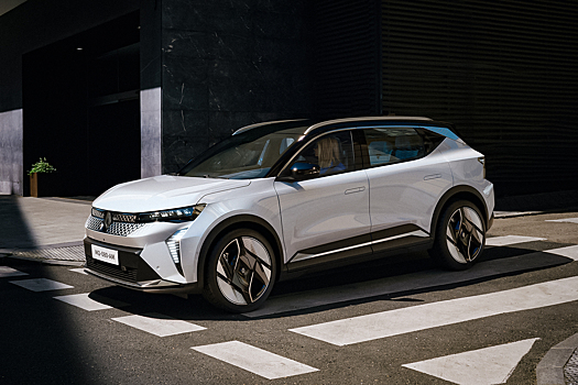 Renault Scenic стал электрическим кроссовером