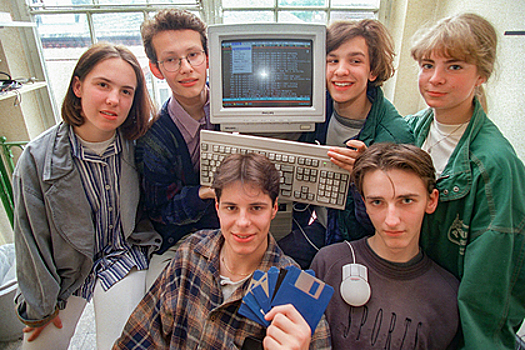 «Это было неизбежно» В 1980-х был создан бесплатный аналог интернета. Что погубило главного конкурента Всемирной паутины?