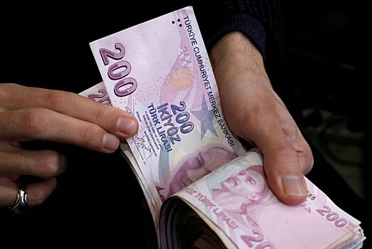 Россиянам начали продавать валюту трех дружественных стран