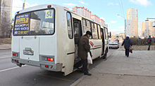 В Ростовской области инспекторы ДПС оказали незамедлительную помощь водителю, оказавшемуся в мороз на улице