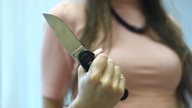 В Канаде девочка напала с ножом на сверстницу