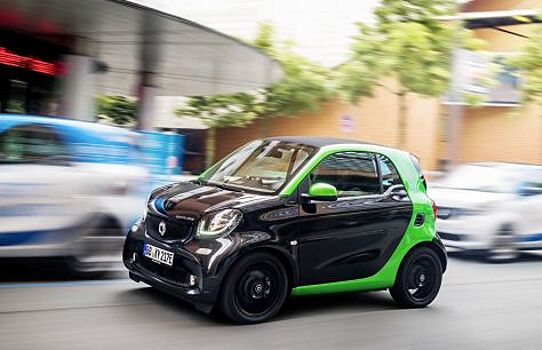 Прототип электрокара Smart ForFour замечен на тестах