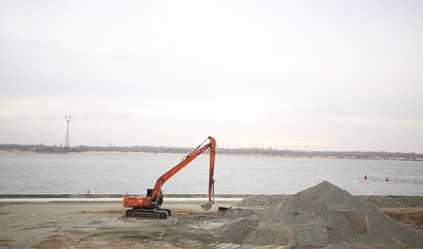 В Центральном районе Волгограда на 98% завершили берегоукрепление Волги