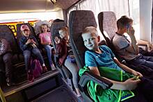 Туристические автобусы Мосгортранса перевезли около ста тысяч школьников с начала учебного года