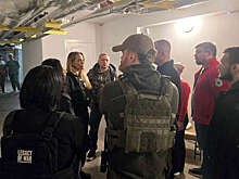 Водителя Анджелины Джоли держали в подвале ТЦК, но затем выпустили