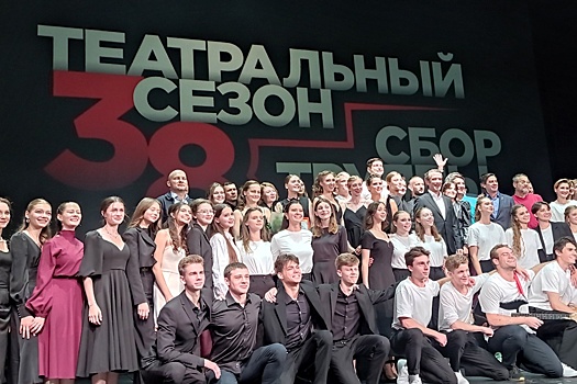 Владимир Машков рассказал, какие премьеры "Табакерка" выпустит в новом сезоне