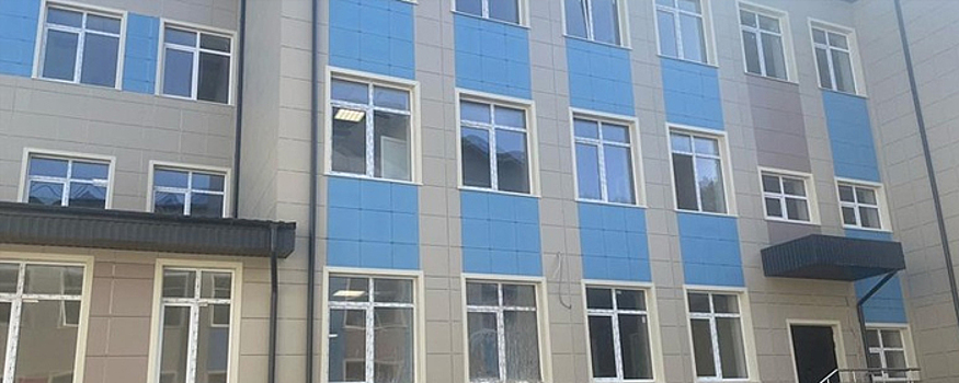 На севере Ставрополя на 97% завершилось строительство школы на 990 мест