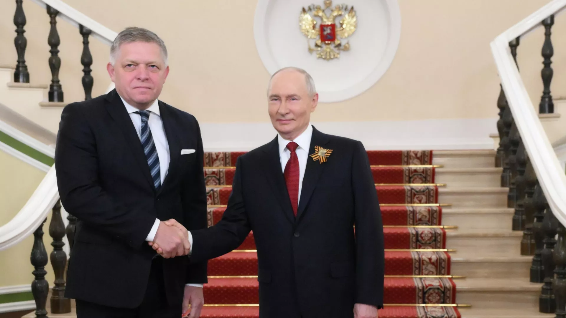 Фицо заявил, что был шокирован реакцией Мерца на его поездку в Москву