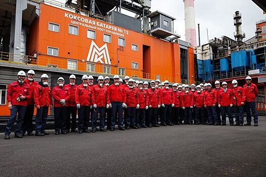 Хоккеисты «Металлурга» посетили Магнитогорский металлургический комбинат