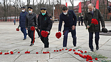 В Калининграде Антон Алиханов почтил память погибших при штурме Кёнигсберга