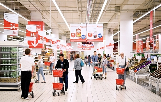 Гипермаркеты назвали основным каналом снабжения горожан в период самоизоляции
