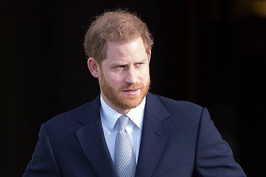 Принц Гарри назвал королеву Камиллу "опасной злодейкой"