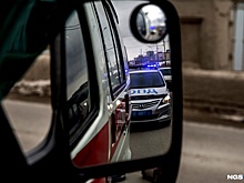 Женщина под машину недалеко от «Ленты» на Петухова