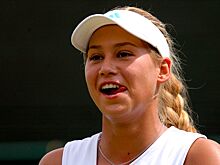 Анна Курникова крупно оскандалилась на Уимблдоне-2002: нарушила дресс-код и некрасиво вела себя на интервью