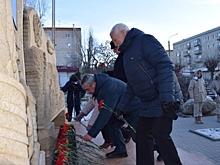 В Камышине прошли памятные акции, посвященные Дню героев Отечества