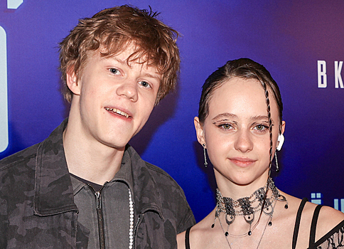 Свадьба была, а переезд — нет: где и как живут молодожены Калинина и Кочнев