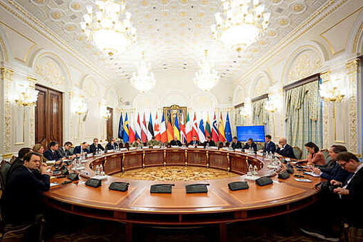 Сенатор Косачев: встреча коалиции желающих в Киеве трагикомична