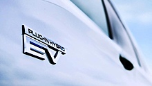 Mitsubishi Outlander Plug-In Hybrid будет с большой мощностью и вместительной батареей
