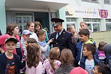 Полицейские Капотни посетили детский лагерь