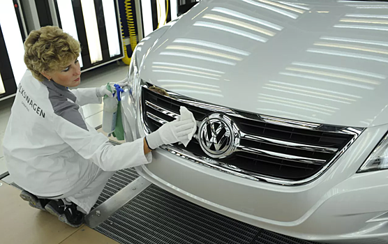 Volkswagen предупредил о рисках для бизнеса из-за Украины