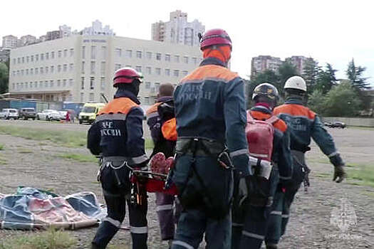 МЧС: в горах Сочи спасена туристка с высоты более 2 тысяч метров