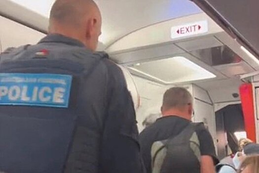 Летевший на Бали пассажир нарушил запрет на борту