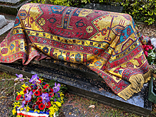 Во Франции объяснили отказ принимать оплату от РФ за русское кладбище