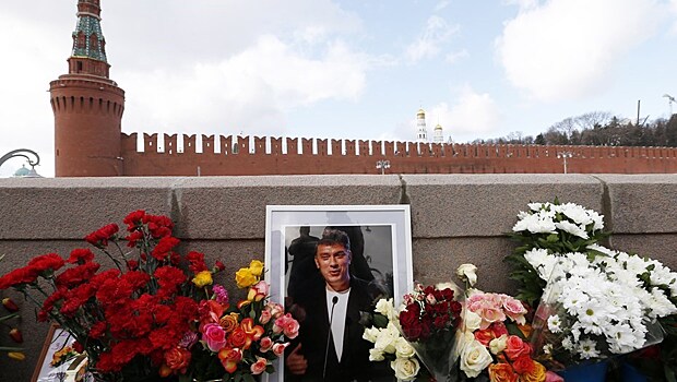 СКР назвал причину смерти избитого у мемориала Немцова волонтера