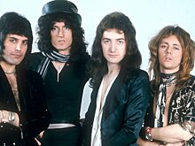 «Динамо» выпустило новогоднюю песню в стиле «Богемской рапсодии» Queen с отсылками к переносу юбилея «Зенита» и отмене гола Тюкавина «Спартаку»