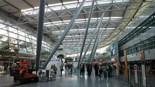 DPA: в Германии в трех аэропортах началась забастовка служб безопасности
