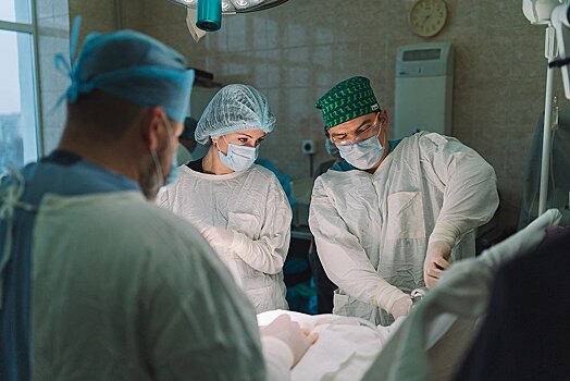 Специалисты НМИЦ радиологии Минздрава РФ поделились опытом проведения сложнейших операций с кировскими онкоурологами