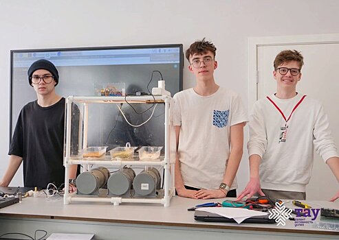 Школьники Глазова разработали систему контроля проращивания семян